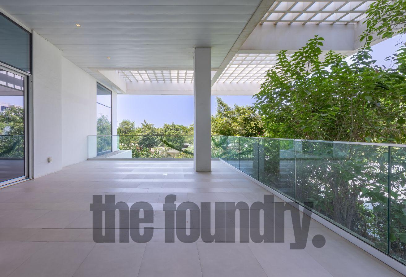 Ground Floor Gem | Massive Private Garden | Availa photo 13
