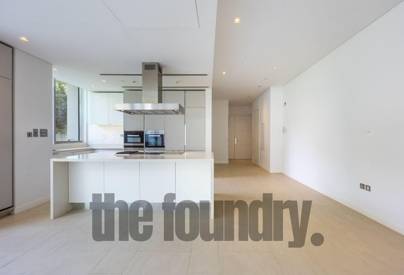Ground Floor Gem | Massive Private Garden | Availa photo 6