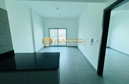 Apartment - 1 - 1 for rent in Bella Rose - Dubai Science Park - Dubai