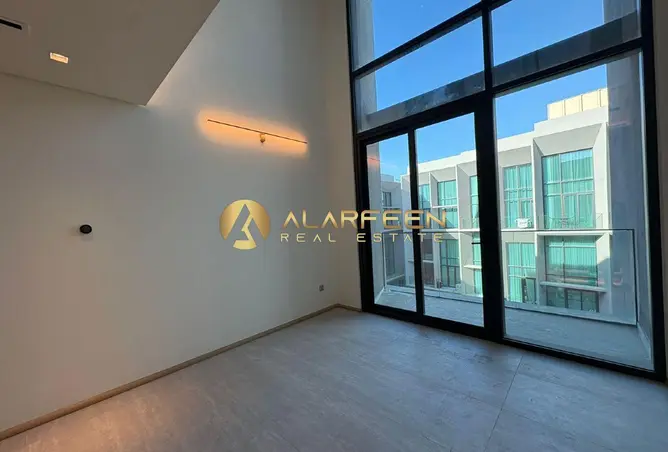 107276594 - Property Image 3
