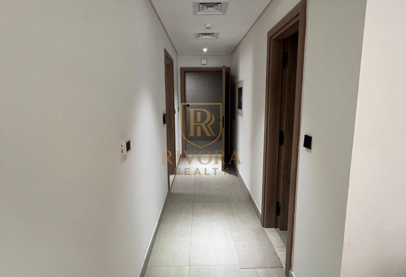2 BHK I FURNISHED I PRIME LOCATION photo 8