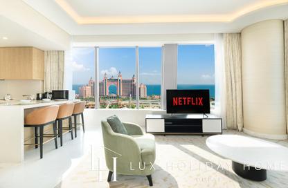 Apartment - 1 - 1 for rent in The Palm Tower - Palm Jumeirah - Dubai