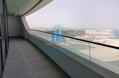 Apartment - 3 Bedrooms - 3 Bathrooms for rent in Al Sail Tower - Al Dana - Al Raha Beach - Abu Dhabi