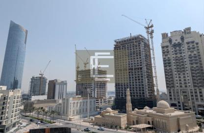 Apartment - Studio - 1 for rent in Dubai Wharf Tower 2 - Dubai Wharf - Al Jaddaf - Dubai
