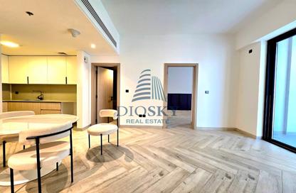 Apartment - 1 Bedroom - 2 Bathrooms for rent in Empire Residence - District 17 - Jumeirah Village Circle - Dubai