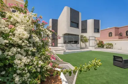 Villa - 5 Bedrooms - 6 Bathrooms for rent in Al Barsha South 2 - Al Barsha South - Al Barsha - Dubai Villa - 5 Bedrooms - 6 Bathrooms for rent in Al Barsha South 2 - Al Barsha South - Al Barsha - Dubai