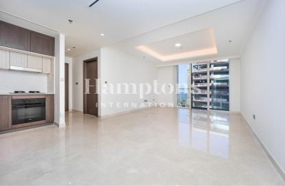 Apartment - 1 Bedroom - 1 Bathroom for sale in Palace Beach Residence Tower 1 - Palace Beach Residence - Emaar Beachfront - Dubai Harbour - Dubai