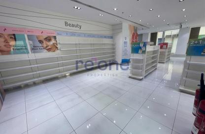 Shop - Studio for rent in Al Moosa Tower 1 - Al Moosa Towers - Sheikh Zayed Road - Dubai