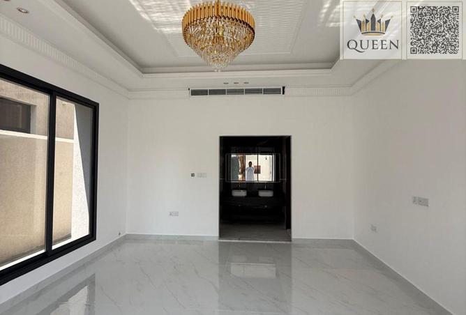 125644726 - Property Image 3