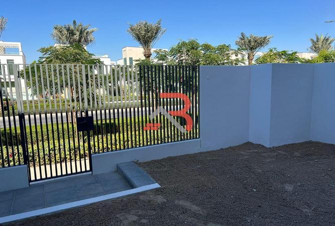 67455004 - صورة العقار 3