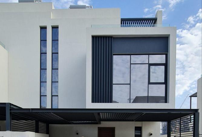 87889812 - Property Main Image