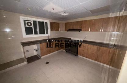 Apartment - 3 Bedrooms - 3 Bathrooms for rent in Al Majaz 2 - Al Majaz - Sharjah