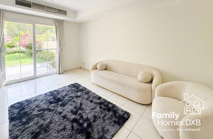 Villa - 2 Bedrooms - 3 Bathrooms for rent in Springs 14 - The Springs - Dubai