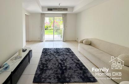 Villa - 2 Bedrooms - 3 Bathrooms for rent in Springs 14 - The Springs - Dubai
