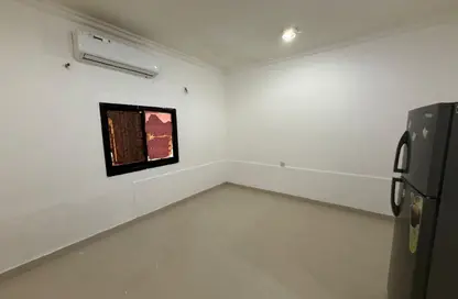 Apartment - Studio - 1 Bathroom for rent in Cornich Ras Al Khaima - Ras Al Khaimah