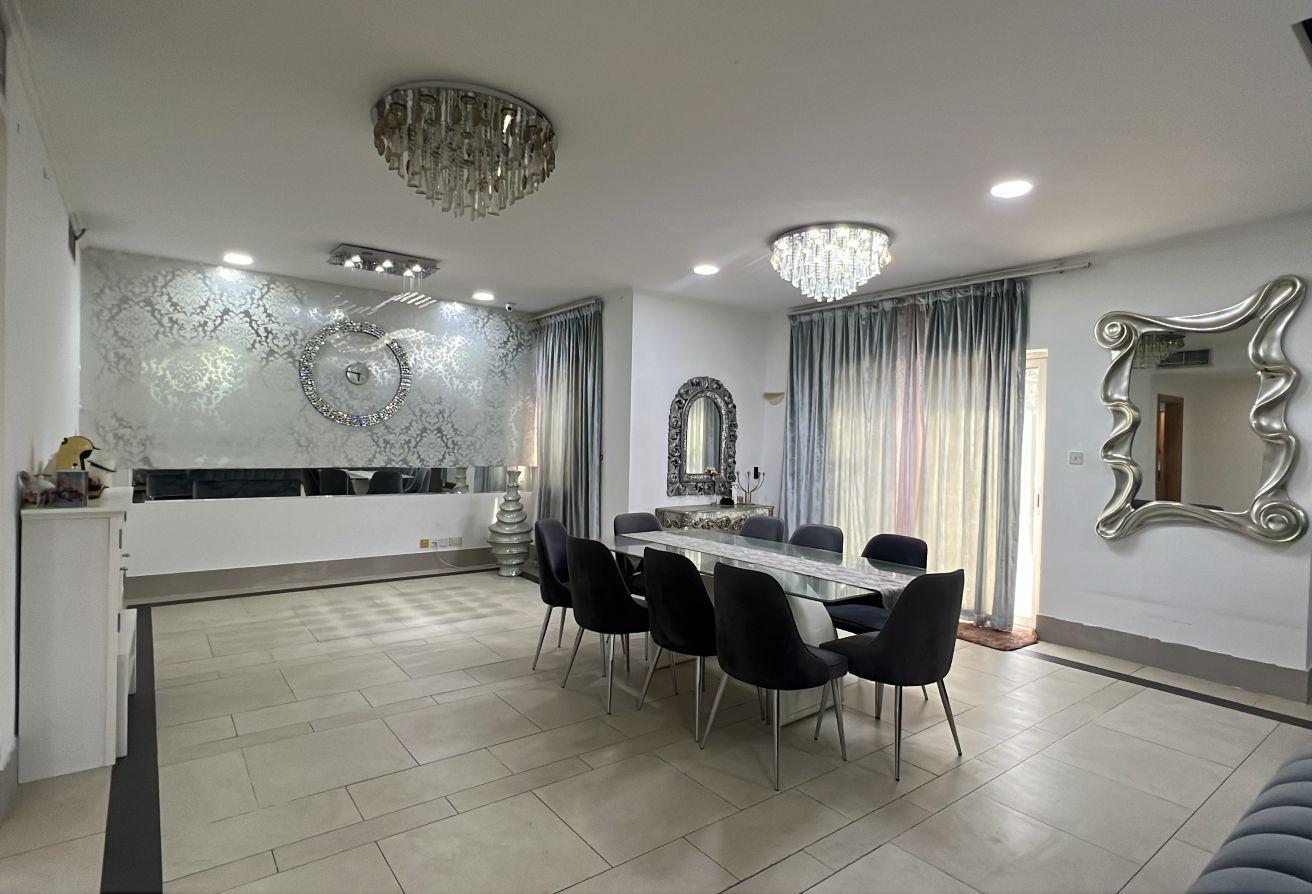 4BR Villa | Prime Location | Green Community photo 5