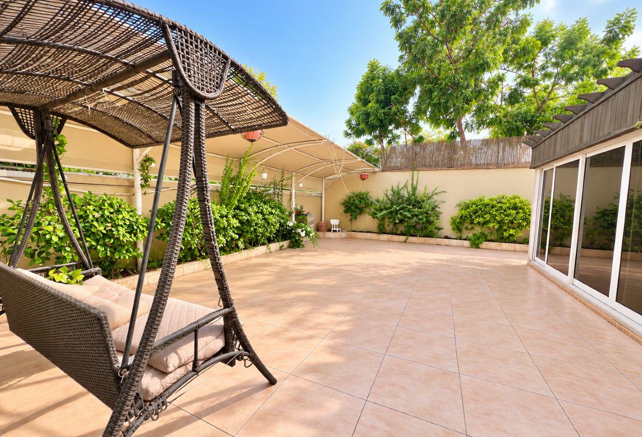 4BR Villa | Prime Location | Green Community photo 17