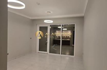Apartment - 1 Bedroom - 2 Bathrooms for rent in Regent Court - District 14 - Jumeirah Village Circle - Dubai