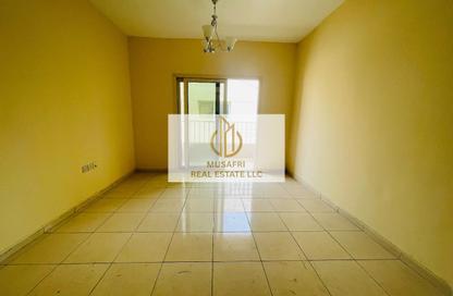 Apartment - 3 Bedrooms - 2 Bathrooms for rent in Muwailih Building - Muwaileh - Sharjah