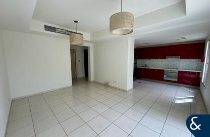 Villa - 2 Bedrooms - 3 Bathrooms for rent in Springs 11 - The Springs - Dubai