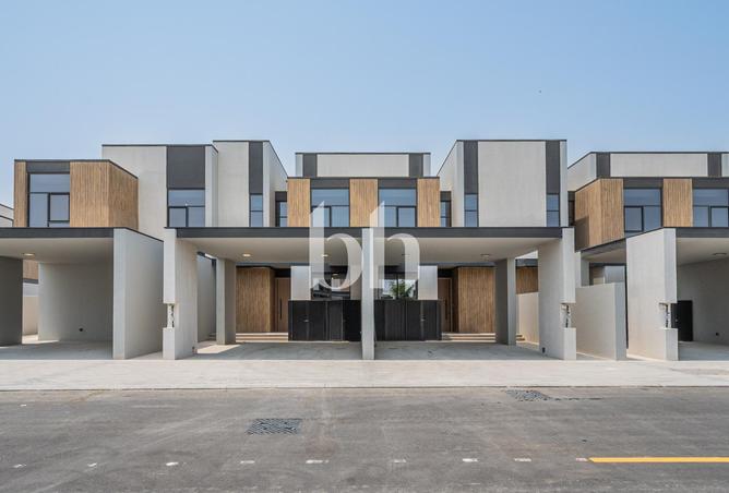 2OlRJOFgsHg - الصورة الرئيسية للعقار