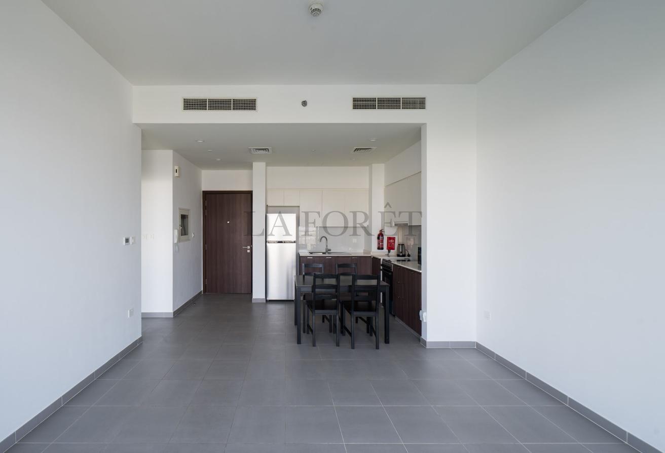 Stunning 1BR | Golf Views Emaar South | 62K photo 5