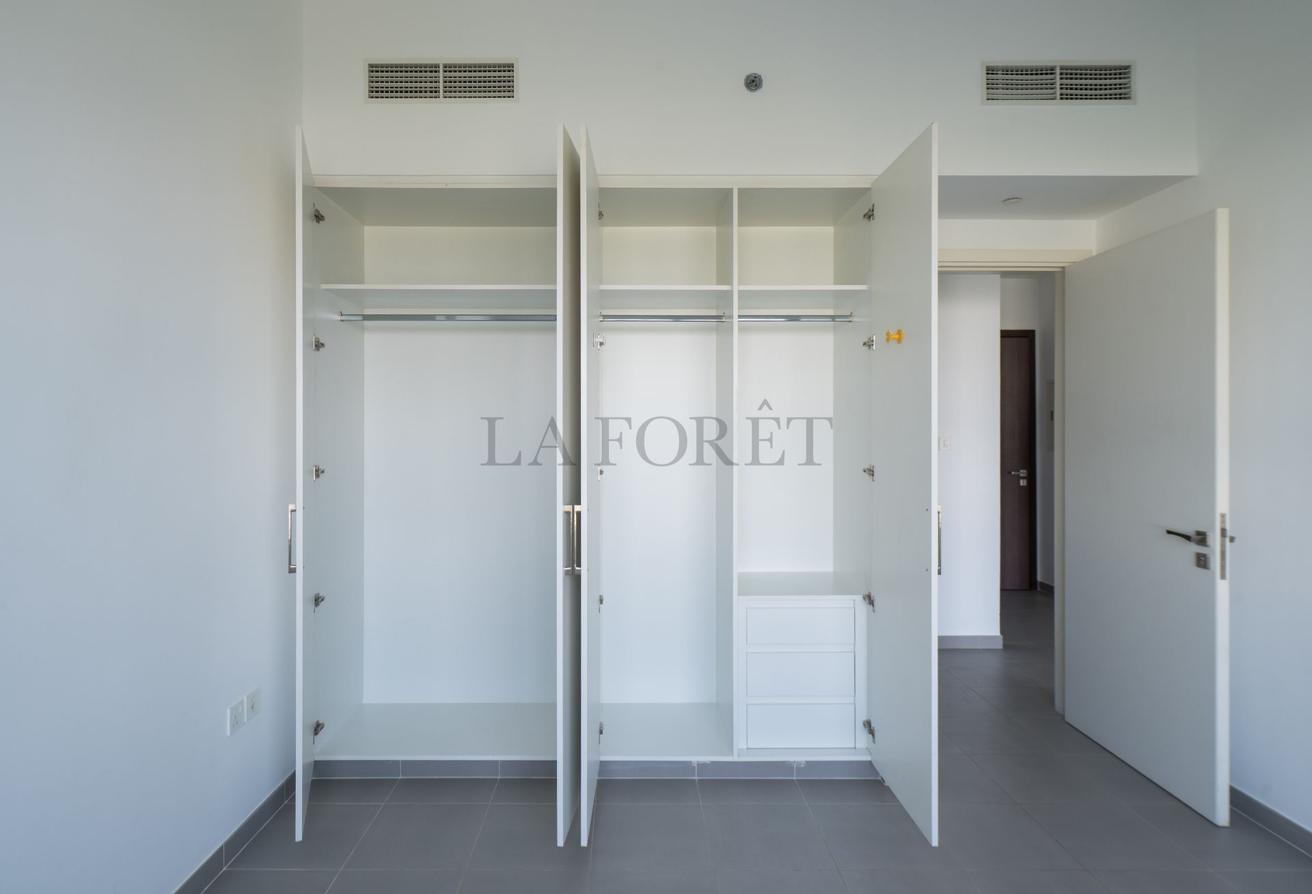 Stunning 1BR | Golf Views Emaar South | 62K photo 14