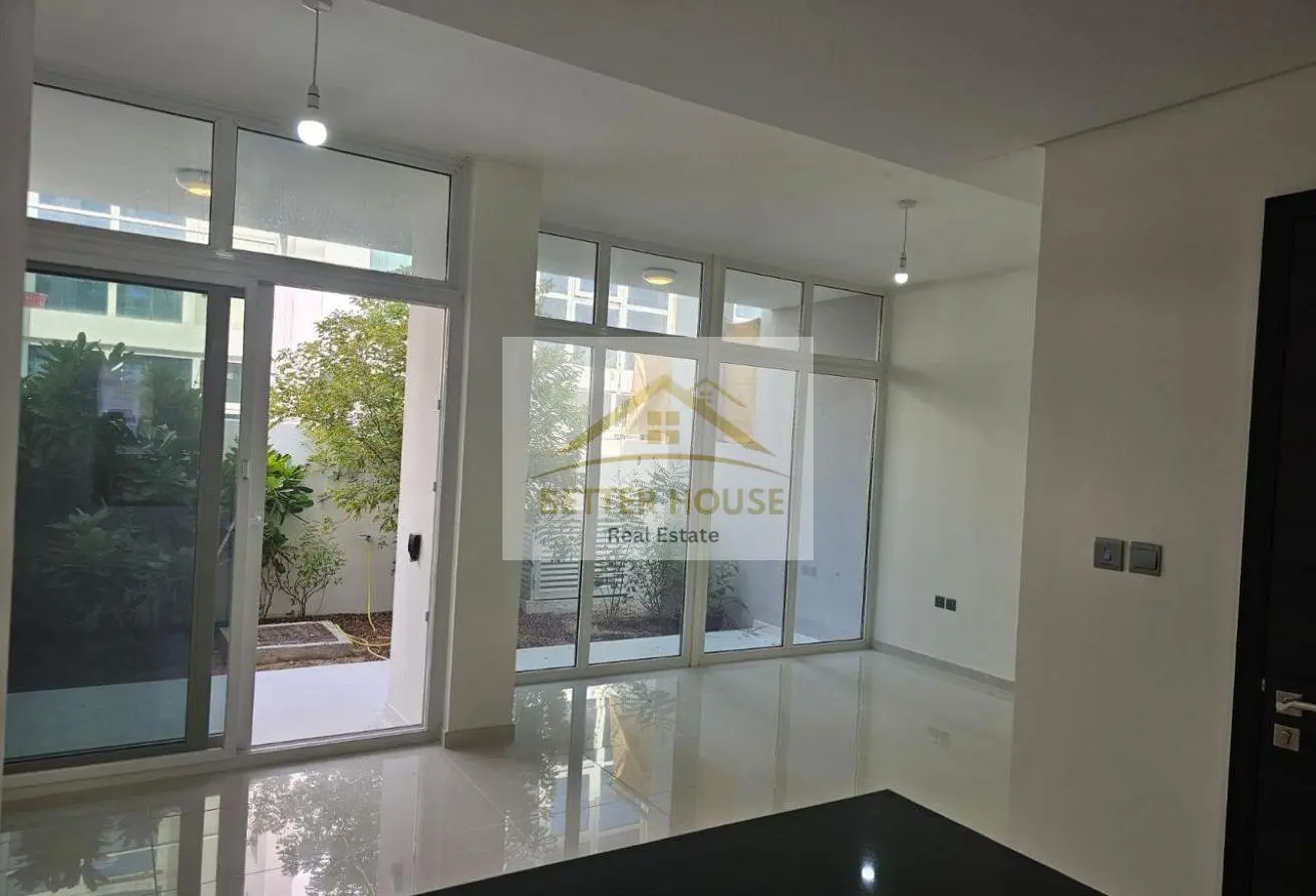165593639 - Property Main Image