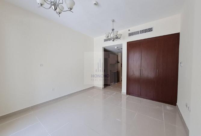 104121878 - صورة العقار 2