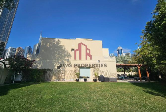 75015585 - Property Main Image