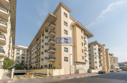 Apartment - 2 - 2 for rent in The Centre Residence - Al Muraqqabat - Deira - Dubai
