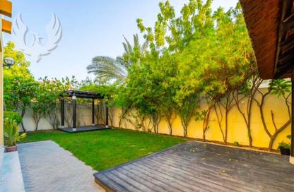 Villa - 3 - 4 for rent in District 7 - Jumeirah Park - Dubai