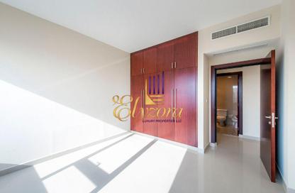 Apartment - 3 - 3 for rent in Golden Sands Tower - Al Barsha 1 - Al Barsha - Dubai
