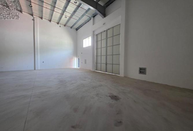 127924604 - Property Main Image