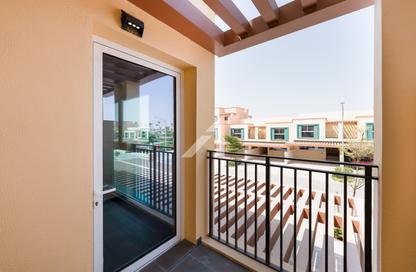 Townhouse - 5 - 6 for rent in Nice - Damac Lagoons - Dubai