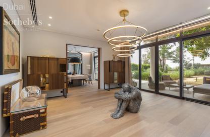 Villa - 5 Bedrooms - 7 Bathrooms for sale in Jumeirah Zabeel Saray - The Crescent - Palm Jumeirah - Dubai