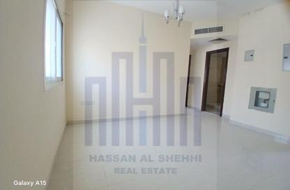 Apartment - 1 Bedroom - 1 Bathroom for rent in Muwailih Building - Muwaileh - Sharjah