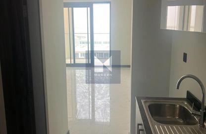 Apartment - Studio - 1 Bathroom for rent in Rukan Tower C - Rukan Tower - Rukan - Dubai Land - Dubai