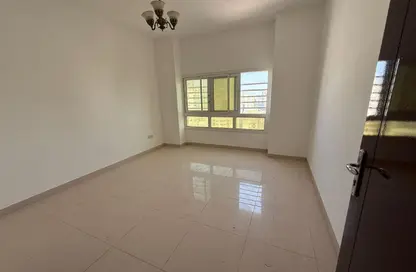 شقة - غرفة نوم - 2 حمامات للايجار في الند - القاسمية - الشارقة