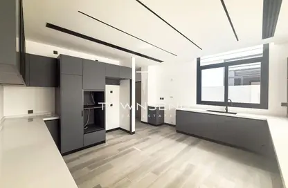 Villa - 5 Bedrooms - 7 Bathrooms for rent in Al Furjan West - Al Furjan - Dubai Villa - 5 Bedrooms - 7 Bathrooms for rent in Al Furjan West - Al Furjan - Dubai