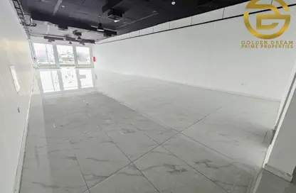 Show Room - Studio - 2 Bathrooms for rent in Umm Suqeim Road - Umm Suqeim - Dubai