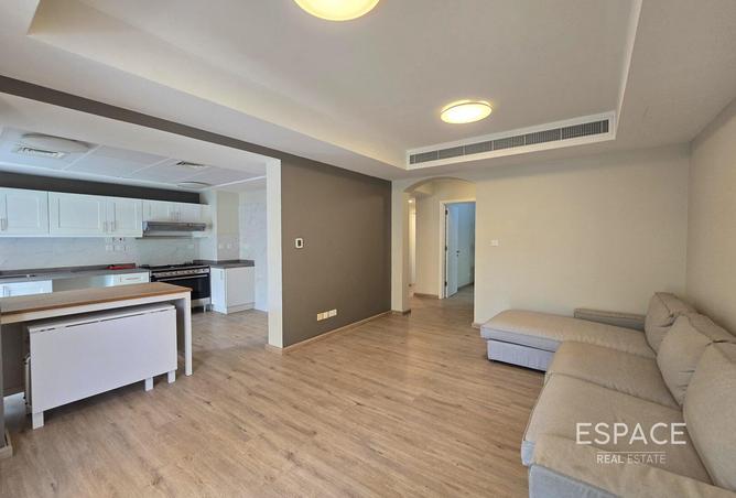 84893418 - Property Image 3