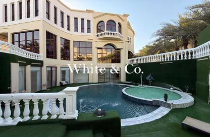 Villa - 7+ - 7+ for rent in Sector E - Emirates Hills - Dubai