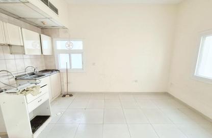 Apartment - Studio - 1 Bathroom for rent in Fire Station Road - Muwaileh - Sharjah