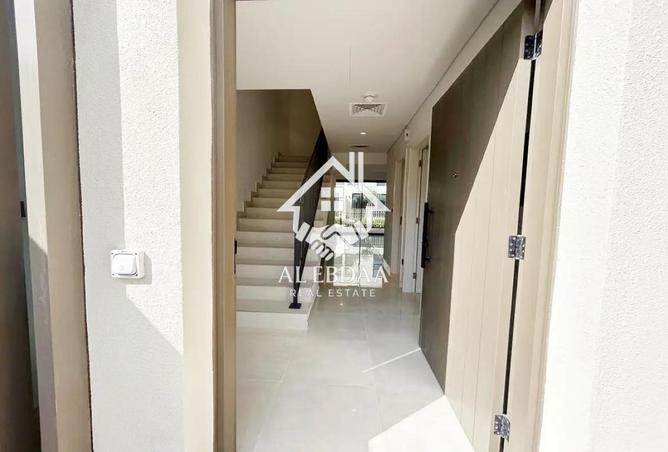 127008113 - Property Image 2