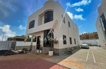 فيلا - 5 غرف نوم - 5 حمامات للايجار في فلل الجميرا 1 - جميرا 1 - جميرا - دبي