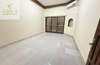 Apartment - Studio - 1 for rent in Al Muroor Building - Sultan Bin Zayed the First Street - Muroor Area - Abu Dhabi