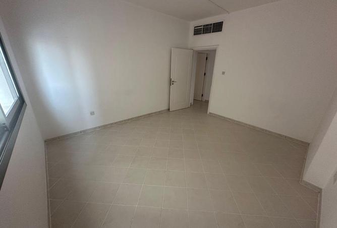 81131941 - Property Image 3