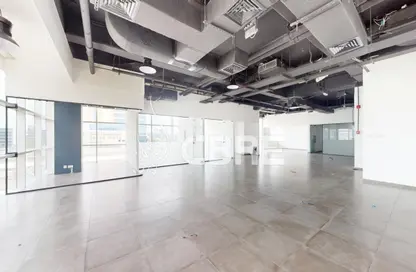 مكتب - استوديو - 1 حمام للايجار في بزنس بارك مبنى 4 - إعمار بزنس بارك - شارع الشيخ زايد - دبي