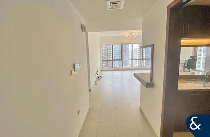شقة - 2 غرف نوم - 2 حمامات للايجار في البرج الجنوبي 5 - الجناح الجنوبي - وسط مدينة دبي - دبي شقة - 2 غرف نوم - 2 حمامات للايجار في البرج الجنوبي 5 - الجناح الجنوبي - وسط مدينة دبي - دبي
